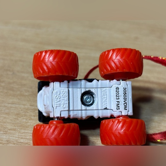 Monster Jam Southern Nightmare Monster Truck Custom Christmas Ornament - Picture 8 of 10